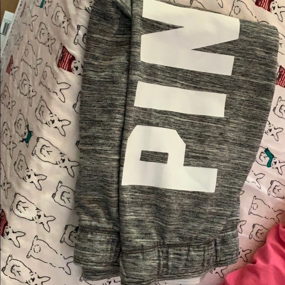 joggers never worn
